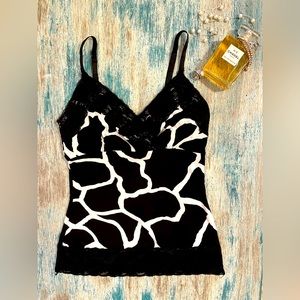 White House | Black Market; XXS ; Lace Black & White Cami